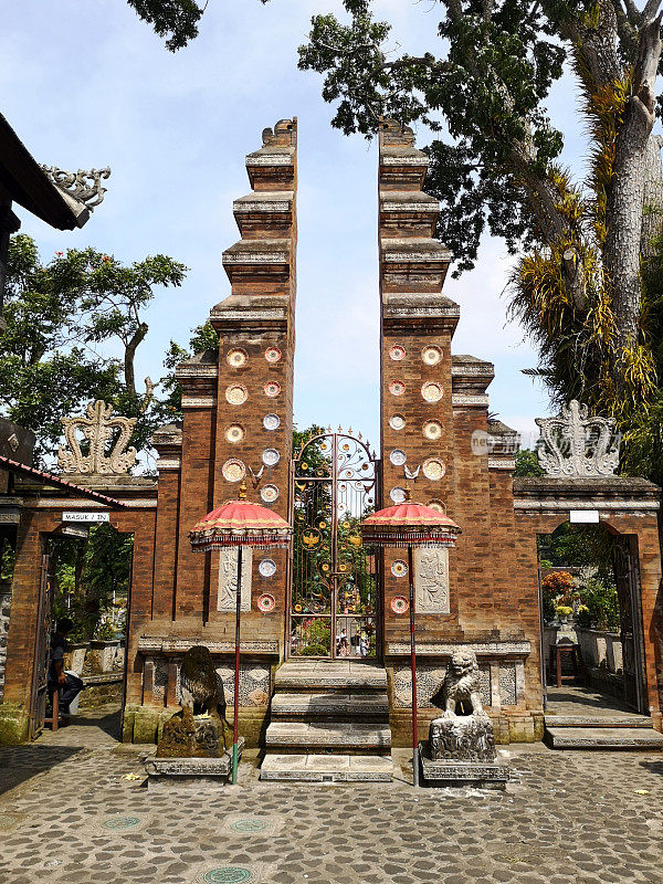 印尼巴厘岛，Tirta ganga水宫的大门